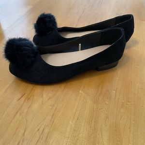 Pom Pom Torrid flats . Like- new